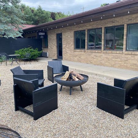 The Hemlock Inn Loudonville Εξωτερικό φωτογραφία